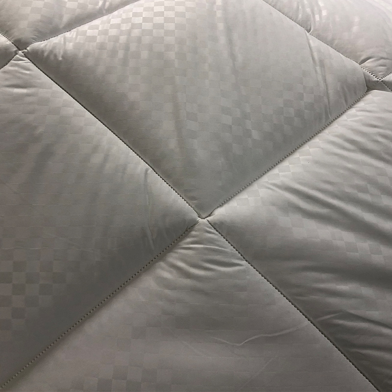 Machine de découpe de gaufrage composite à ultrasons